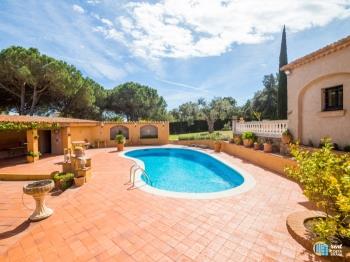 Villa Magdalena - Apartment in Castell-Platja d'Aro